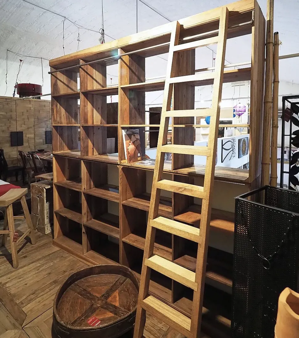 Libreria Libreria legno con scala Outlet etnico in stile moderno a prezzi convenienti