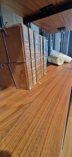 Libreria modello Caillou libreria di Liu jo living in Offerta Outlet