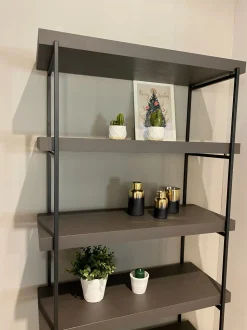 Libreria modello Libra di Connubia a prezzo riservato