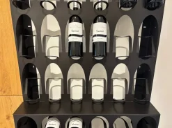 Libreria modello Libreria del vino di Elite to be a prezzo riservato