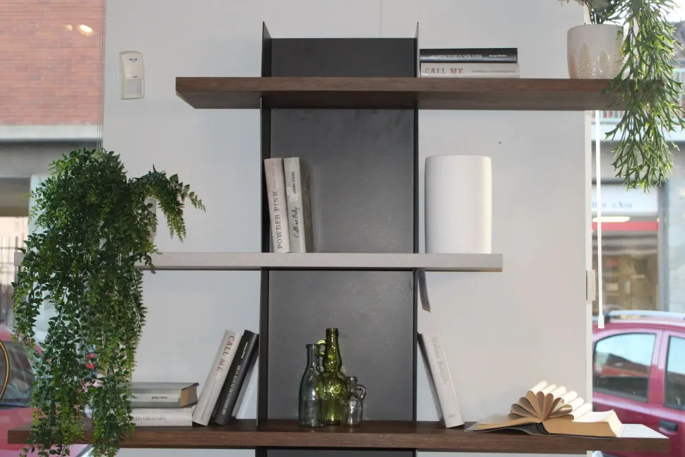 Libreria modello Versus di Tomasella in Offerta Outlet