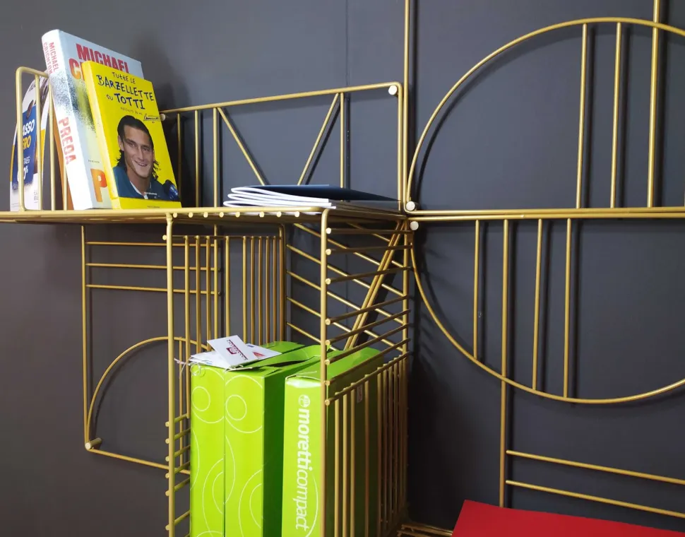 Libreria Mogg in metallo scontata -25%: scopri Musa
