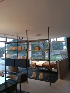 Libreria Molteni & c in metallo a prezzo Outlet: scopri Libreria hector bifacciale