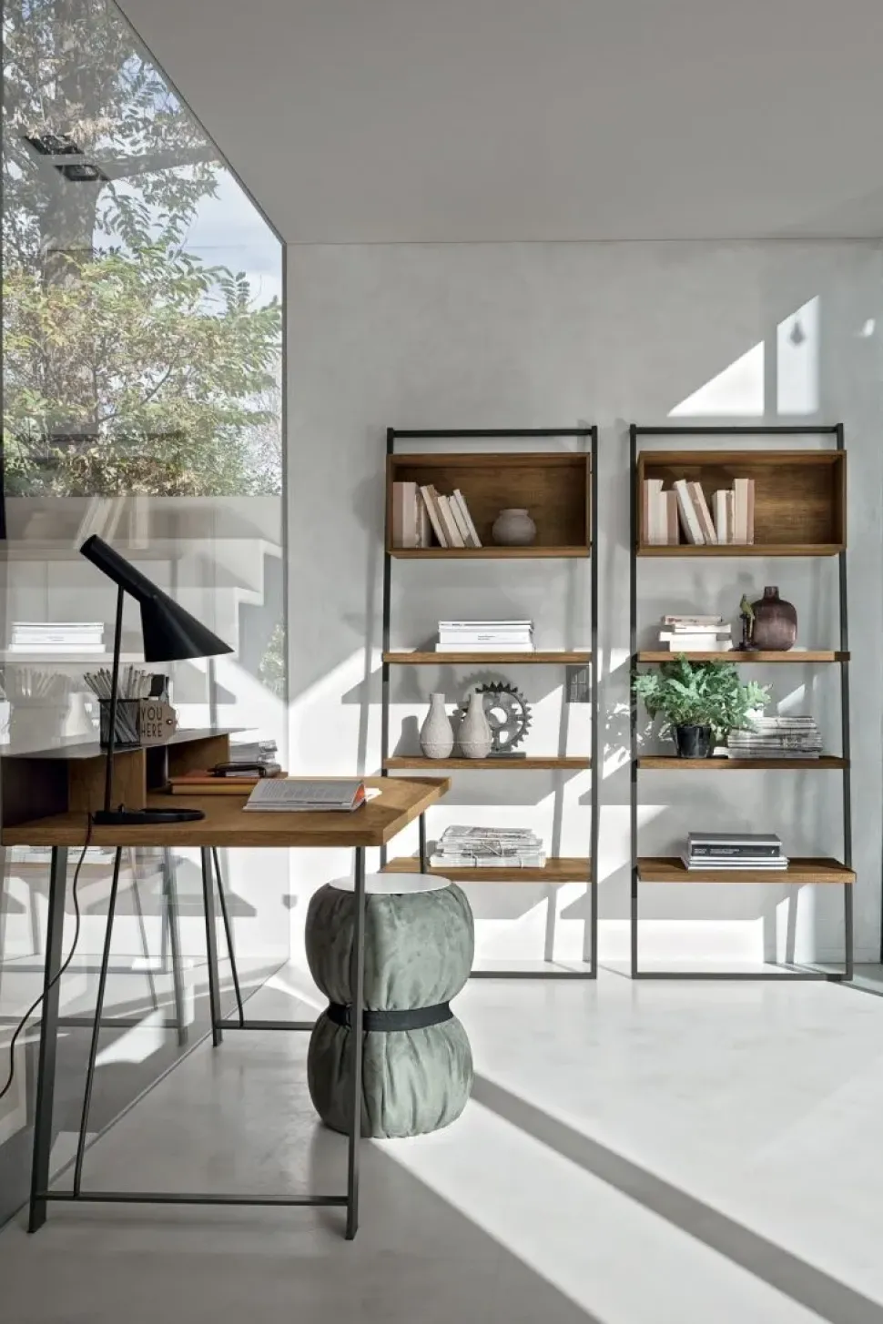 Libreria Movida stile moderno di Tomasella scontata