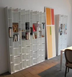 Libreria Random Mdf in stile design a prezzi outlet