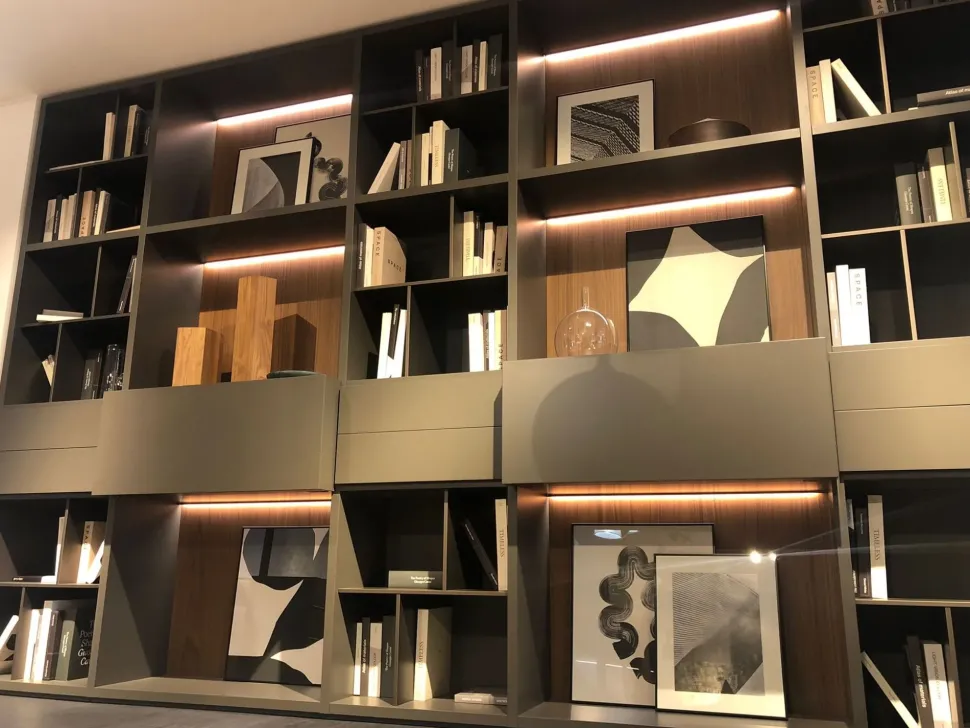 Libreria Wall system stile design di Poliform scontata