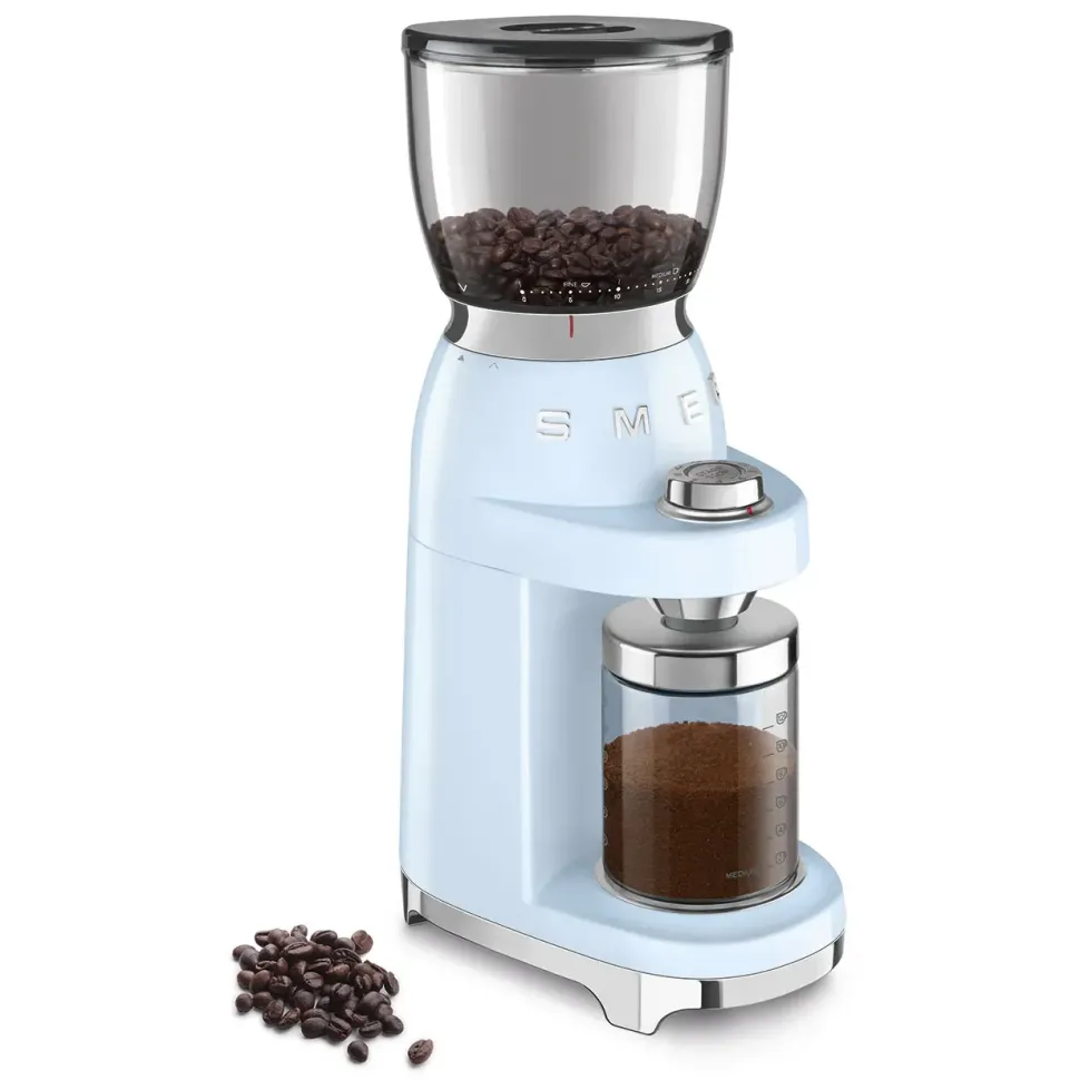 Macina caffe' Smeg: piccoli apparecchi elettrici a prezzo ribassato