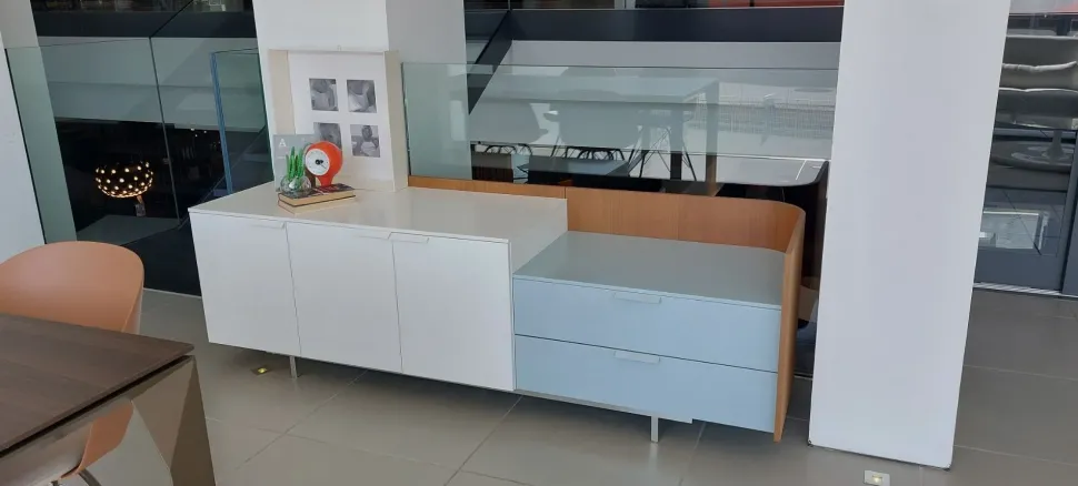 Madia Bahut di Ligne roset in stile design scontata