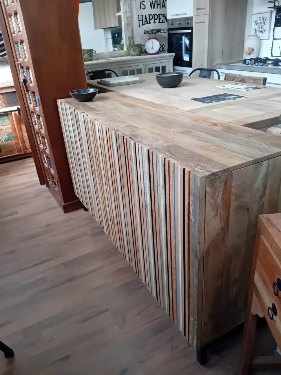 Madia Credenza line nordic 3 ante di Nuovi mondi collection a prezzi convenienti