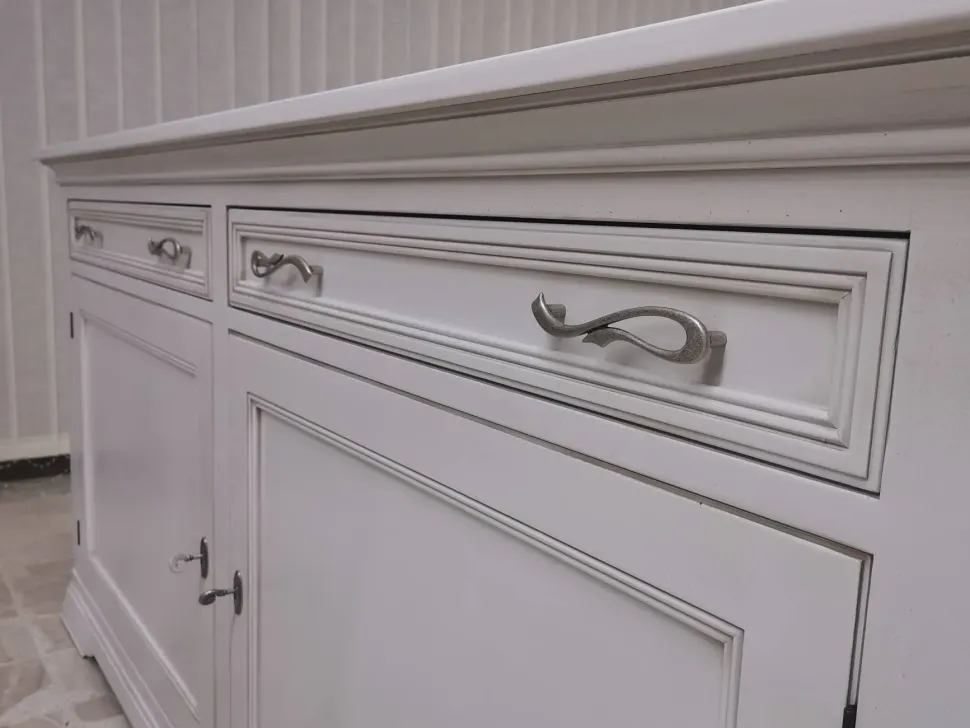 Madia di Devina nais in legno Contessa a prezzo riservato