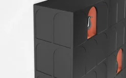 Madia di Minotti italia in laccato opaco Roma a prezzo riservato