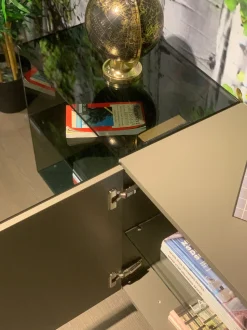 Madia in stile design 36e8 glass 1325 di Lago scontata