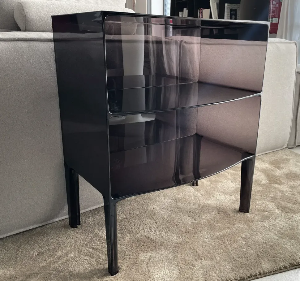 Madia in stile design Ghost buster di Kartell in Offerta Outlet