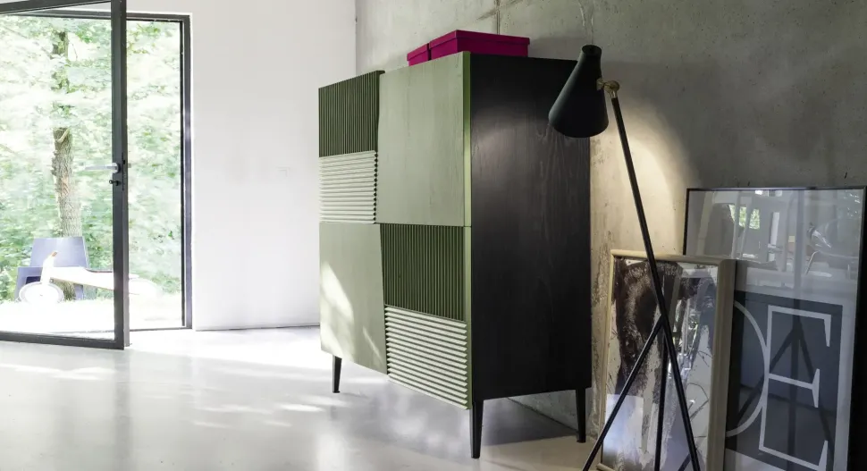 Madia in stile design Zero 16 di Devina nais scontata