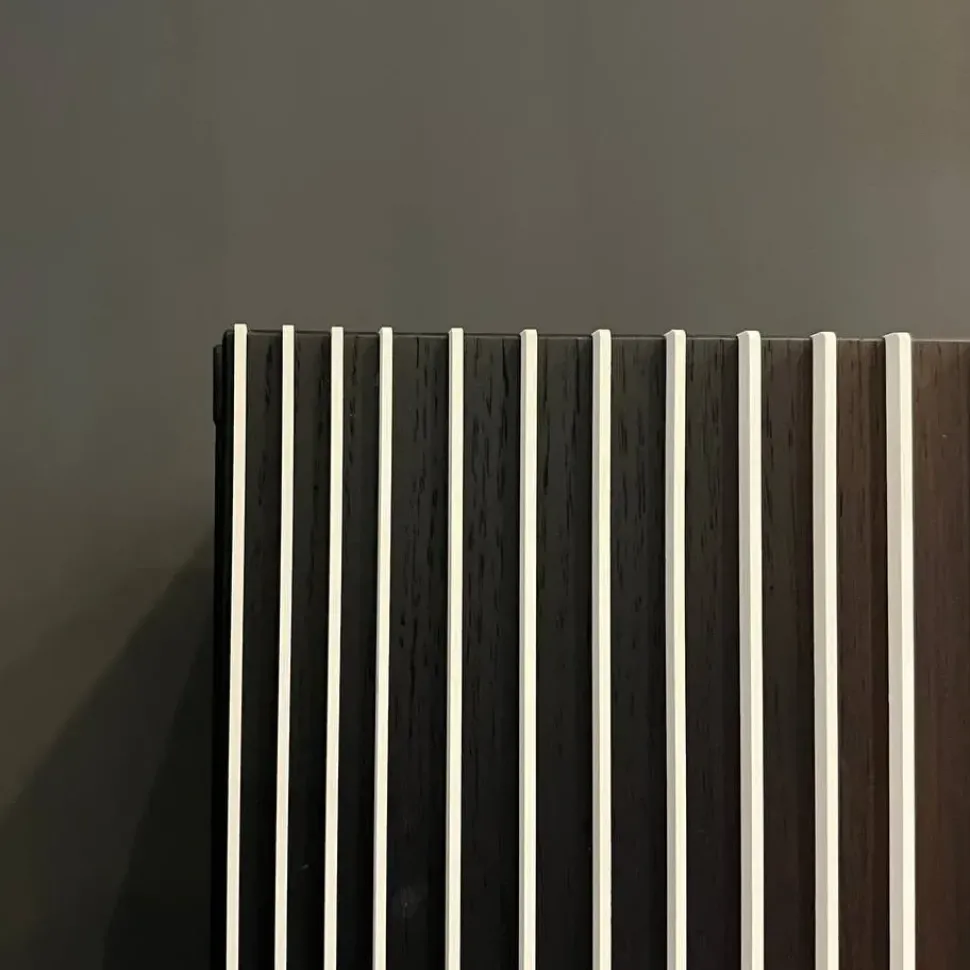 Madia in stile moderno Carlos di Horm scontata