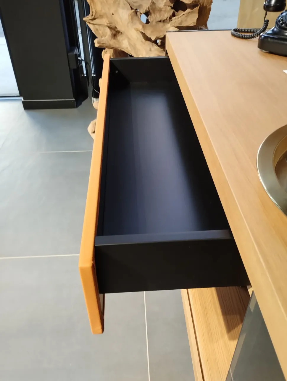 Madia in stile moderno River di Nature design a prezzo Outlet