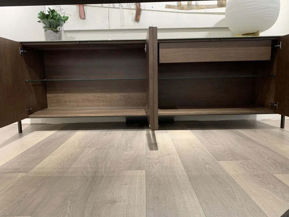 Madia in stile moderno Shell di Nature design scontata