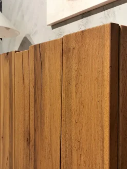 Madia in stile moderno Urban rank di Devina nais in offerta