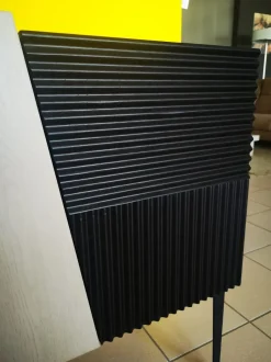 Madia in stile moderno Zero16 di Devina nais in Offerta Outlet