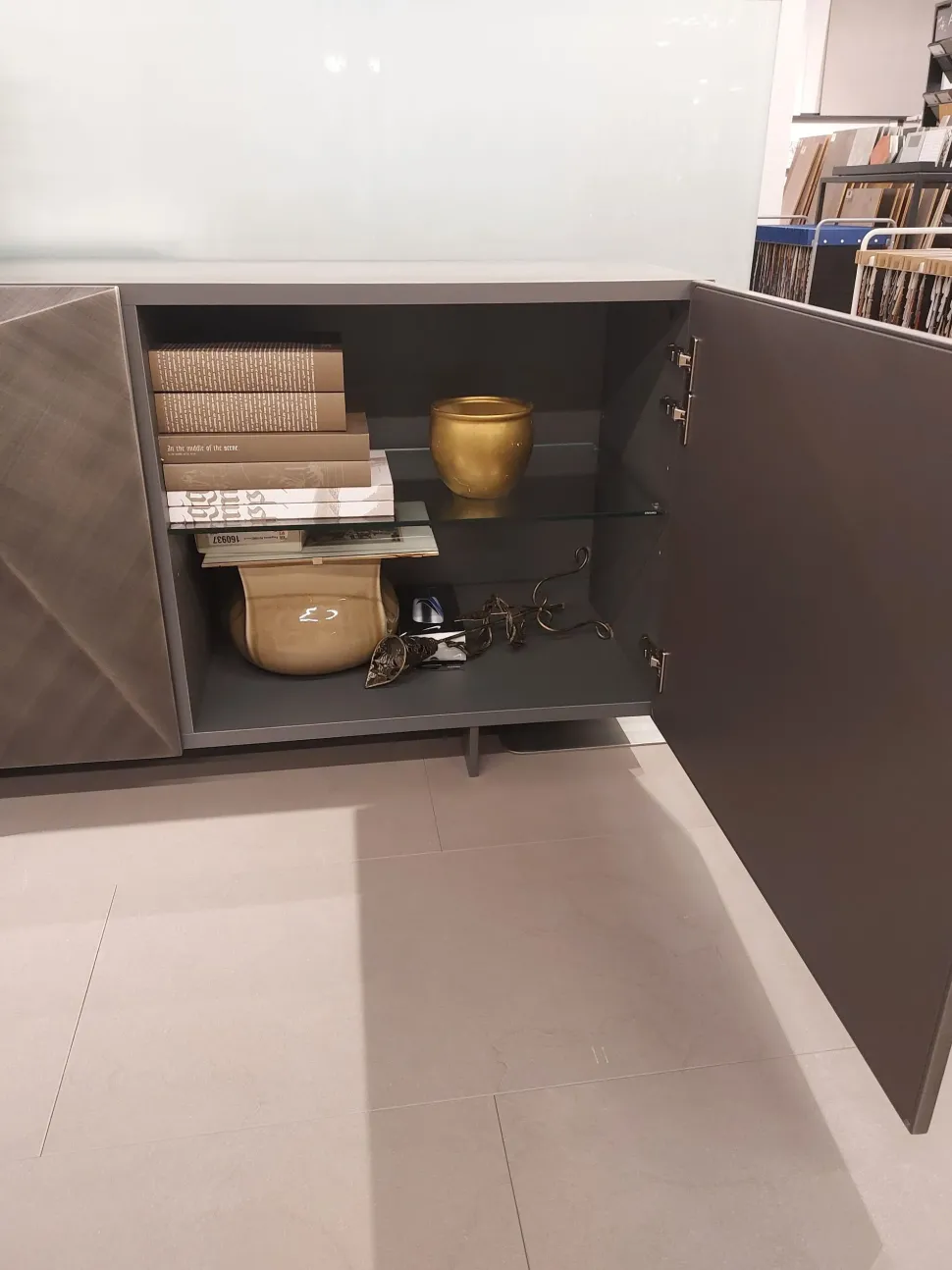 Madia Kayak di Cattelan italia in stile design scontata -25%