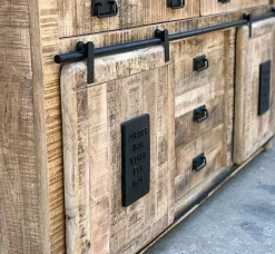 Madia Madia credenza jupiter indutrial 2 ante scorrevoli 7 cassetti di Outlet etnico a prezzi convenienti