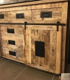 Madia Madiam credenza newport jupiter maxi ante scorrevole e cassetti  in stile moderno di Outlet etnico in Offerta Outlet