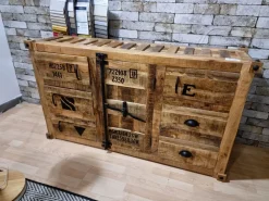 Madia Mobile industriele stile container design in stile moderno di Outlet etnico in Offerta Outlet