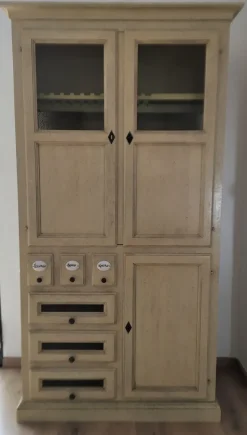 Madia modello Credenza di Artigianale a PREZZI OUTLET