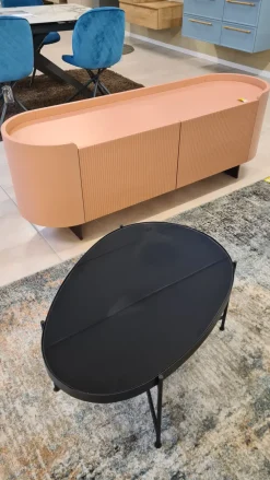 Madia modello Madia tulipa laccata  di Santalucia a prezzo Outlet