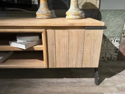 Madia modello Thinh di Collezione esclusiva a PREZZI OUTLET