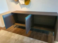 Madia Regolo  in stile moderno di Tomasella in Offerta Outlet