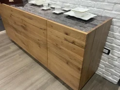 Madia Unika di Devina nais in stile moderno scontata