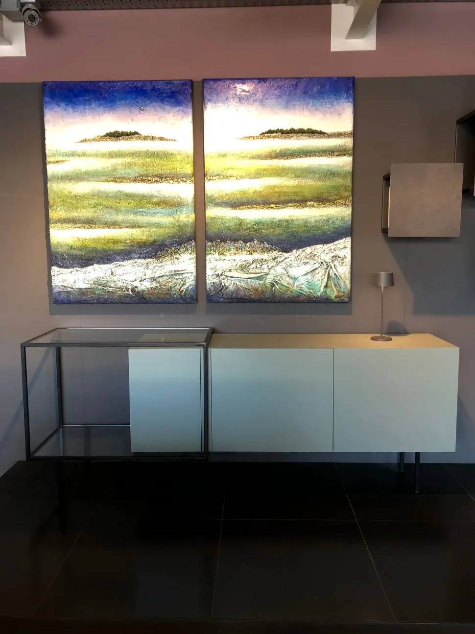 Madia Zoom in stile design di Mogg in Offerta Outlet