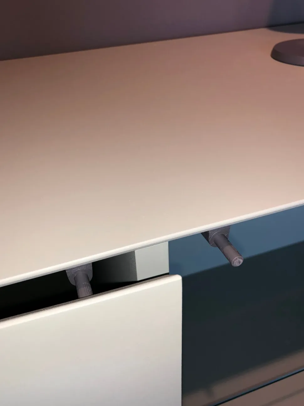 Madia Zoom in stile design di Mogg in Offerta Outlet