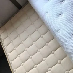 Materasso Virginia matrimoniale, molle insacchettate artigianali. Comfort eccezionale!