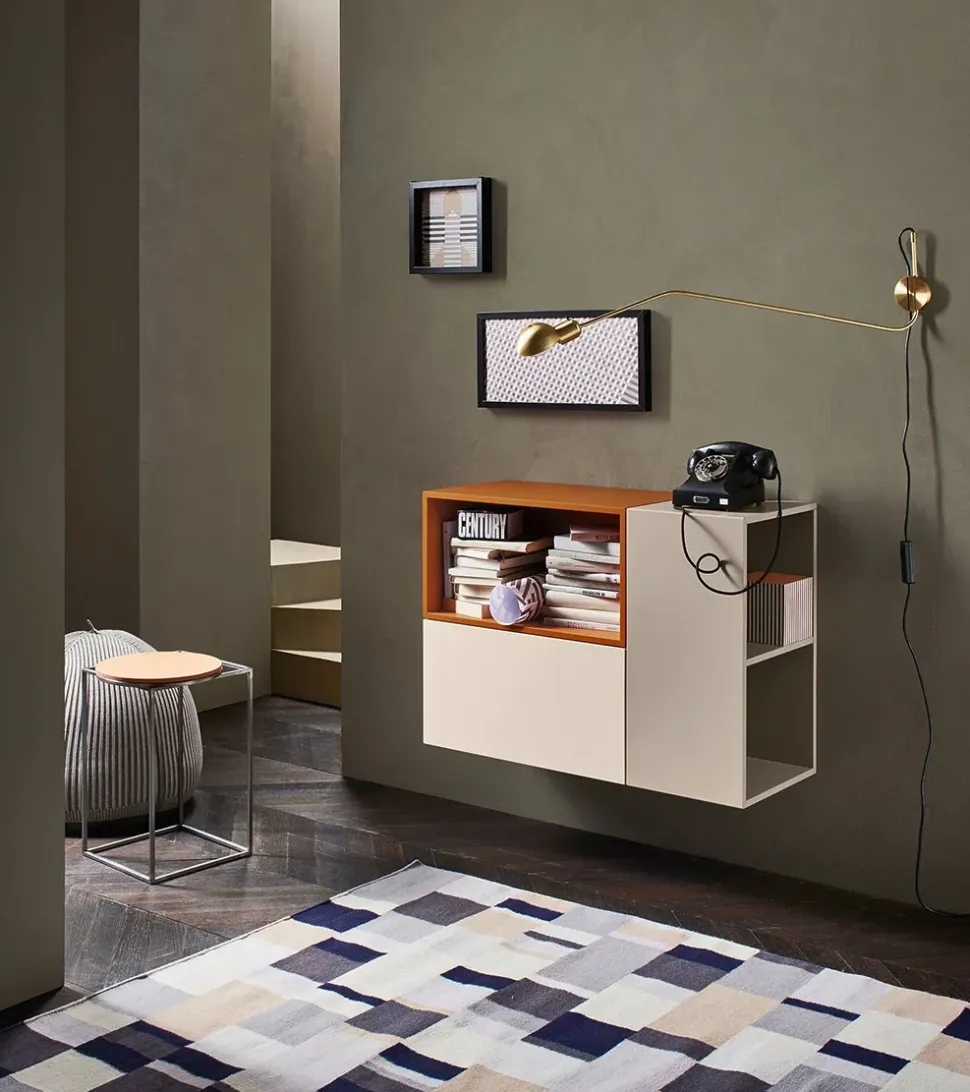 Mensola modello Composizione 9 di Sangiacomo a prezzo scontato