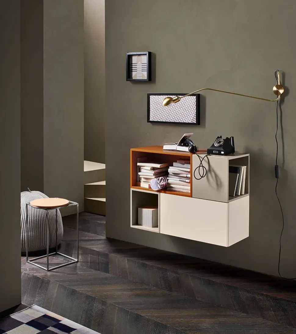 Mensola modello Composizione 9 di Sangiacomo a prezzo scontato