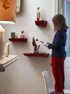 Mensola modello Corniches in stile design di  a prezzi outlet