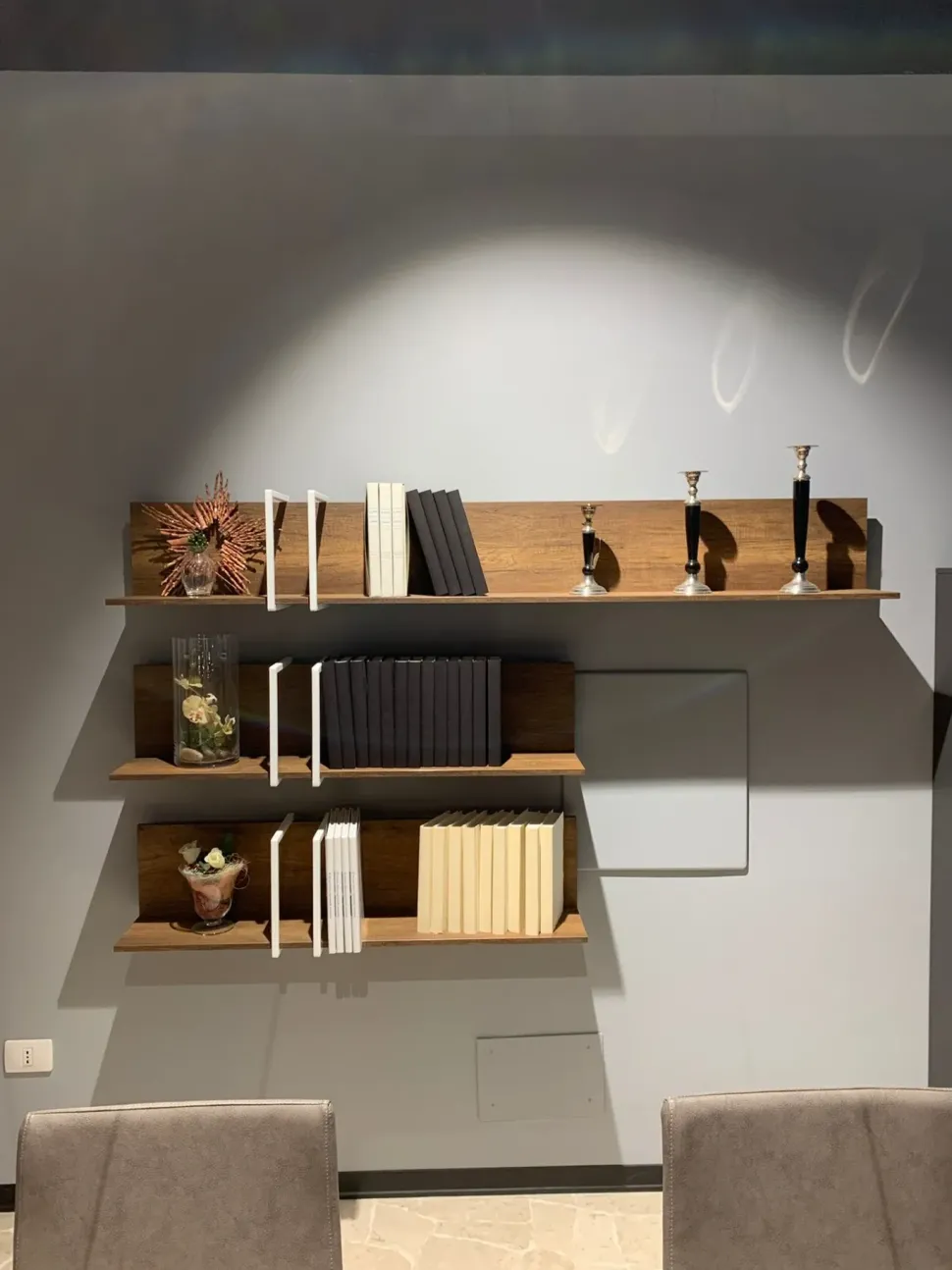 Mensola modello Ring di Tomasella a prezzo scontato