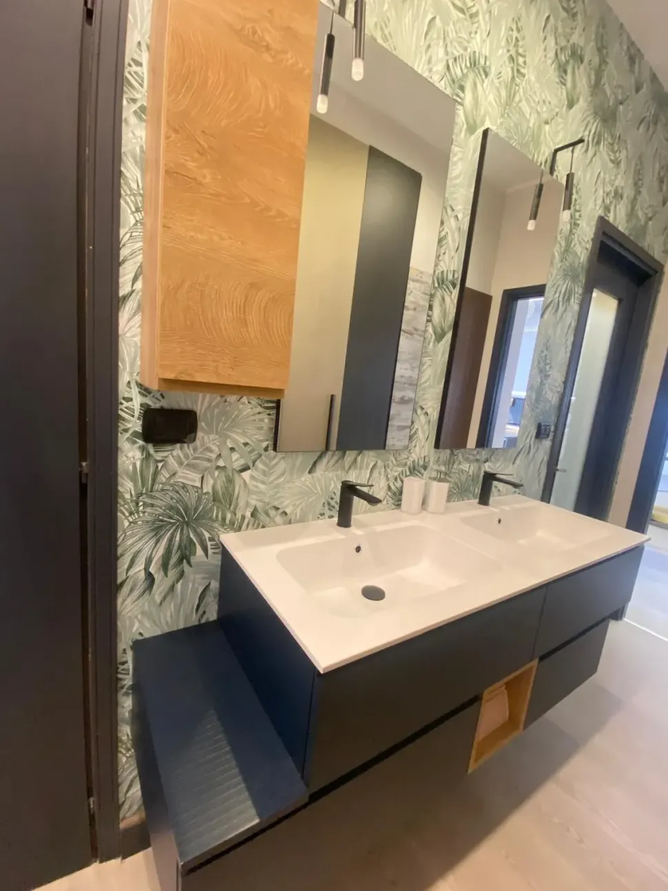 Mobile arredo bagno Sospeso Compab Laos a prezzi scontati