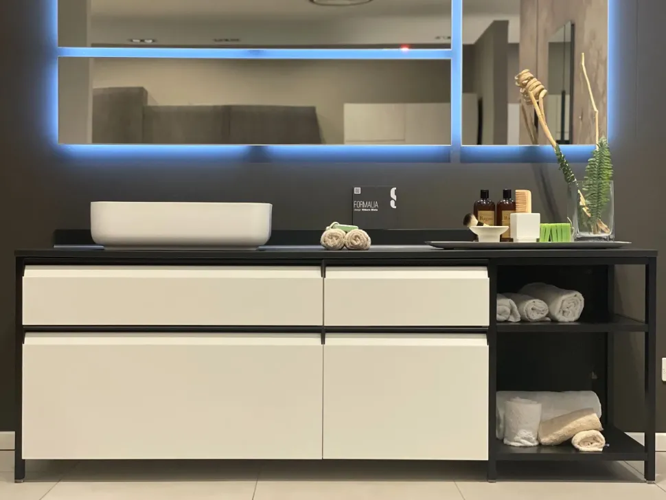 Mobile bagno A terra Formalia Scavolini con forte sconto
