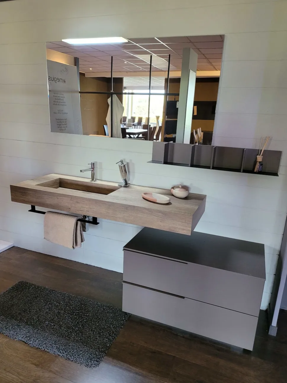 Mobile bagno A terra Line Baxar scontato - 51%