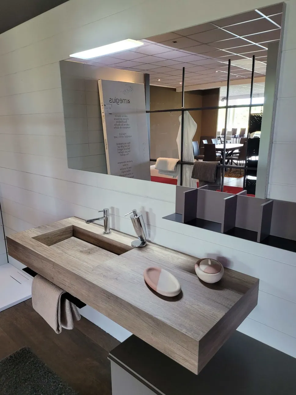 Mobile bagno A terra Line Baxar scontato - 51%