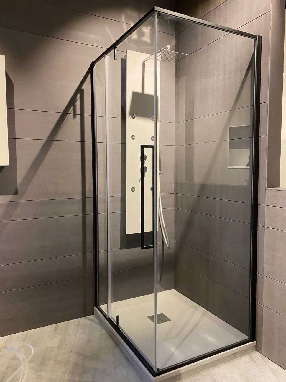 Mobile bagno classico Piatto doccia di Megius in OFFERTA OUTLET - 35%