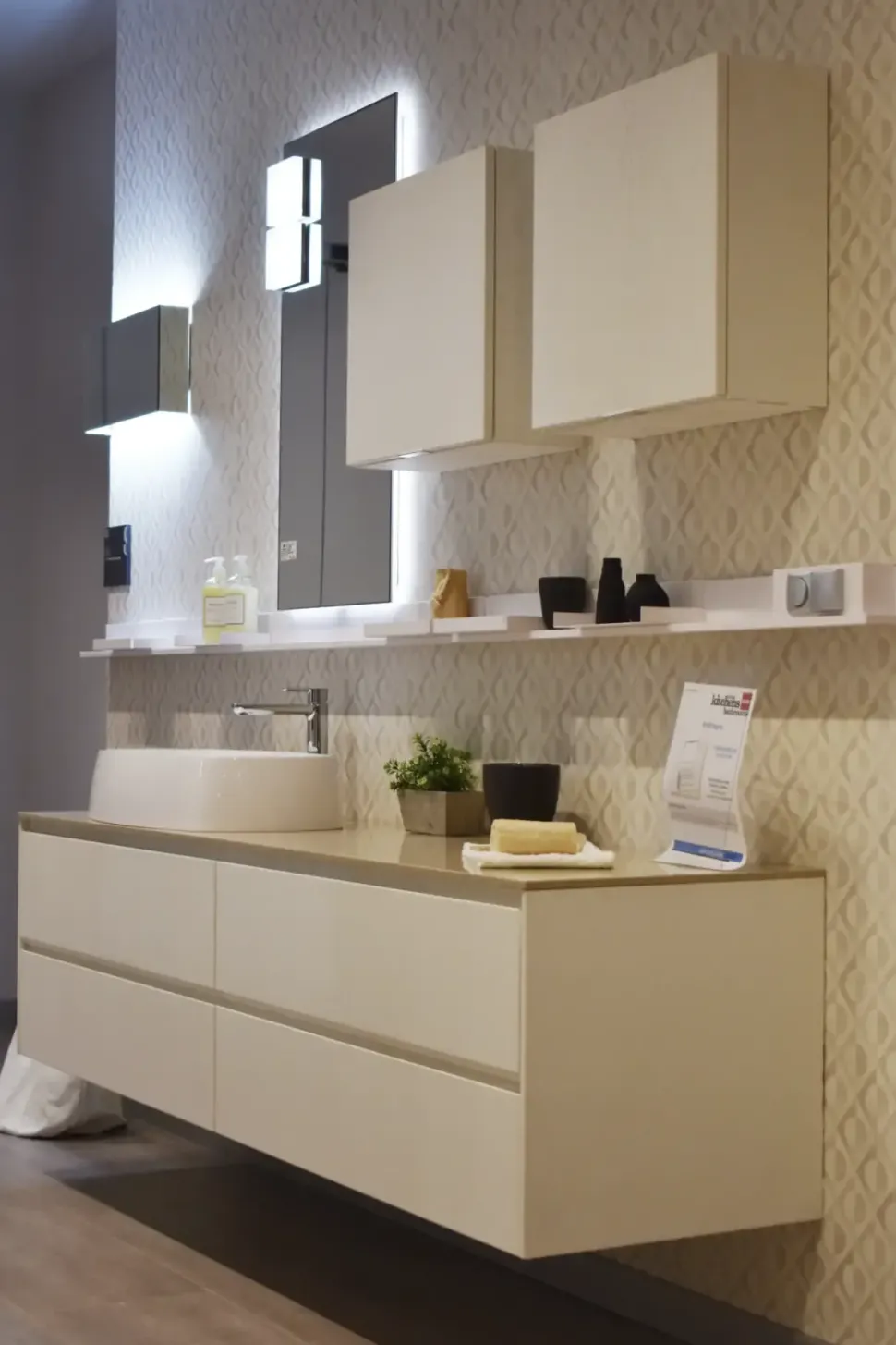 Mobile bagno in altro modello Rivo di Scavolini bathrooms a prezzo Outlet