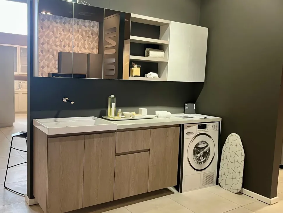 Mobile bagno in laminato modello Juno di Scavolini a prezzo Outlet