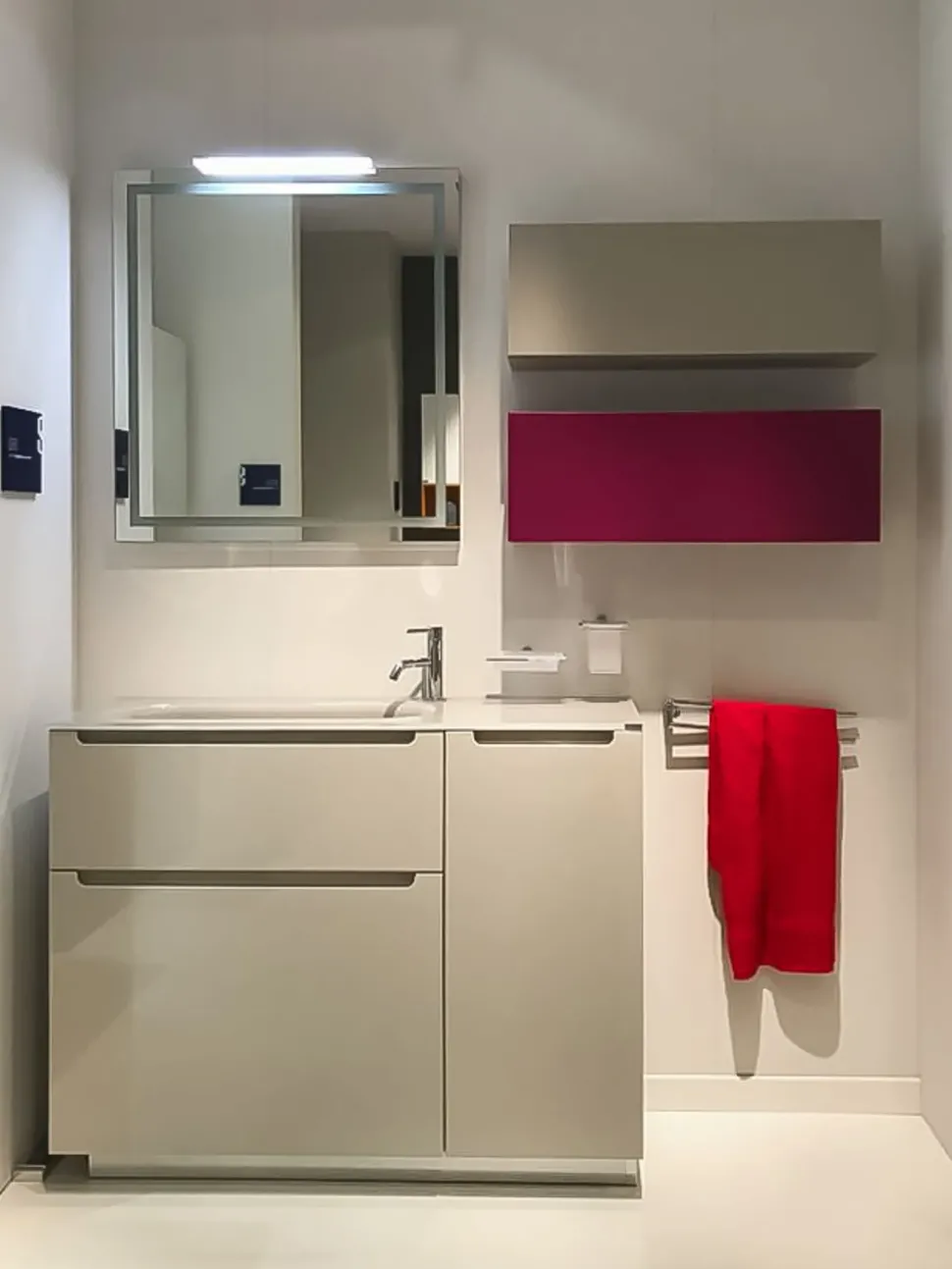 Mobile bagno Scavolini Idro con uno sconto imperdibile