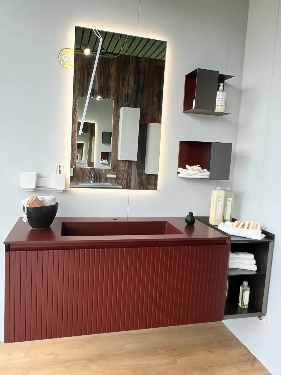 Mobile bagno sospeso Asia di Idealbagni SCONTATO - 42%