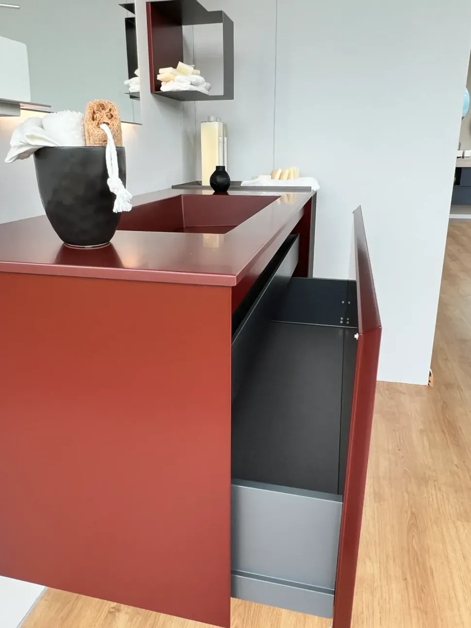 Mobile bagno sospeso Asia di Idealbagni SCONTATO - 42%