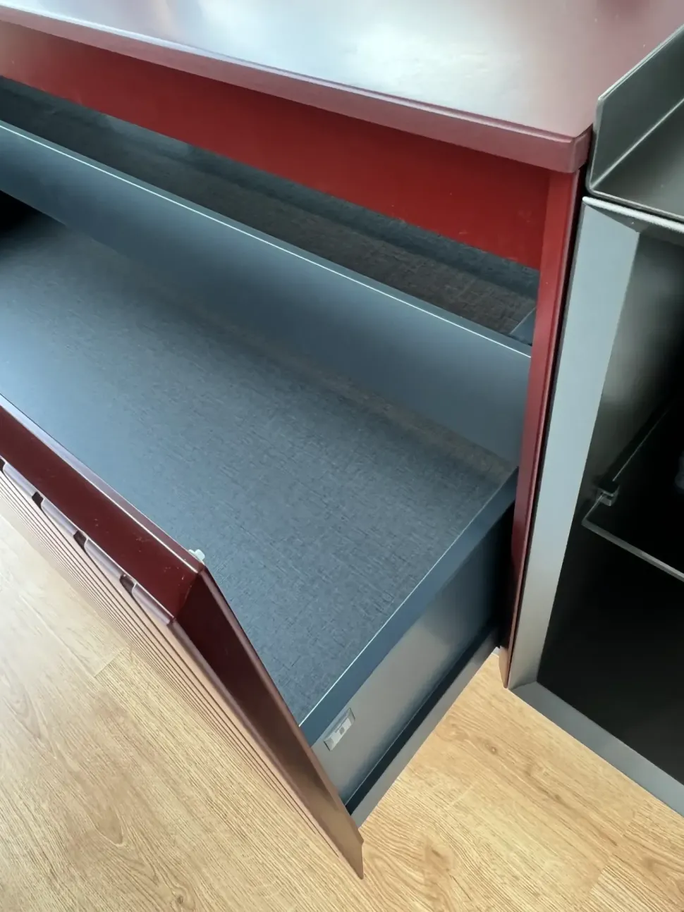 Mobile bagno sospeso Asia di Idealbagni SCONTATO - 42%